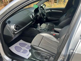 Audi A3 2.0 TDI S line Sportback S Tronic Euro 6 (s/s) 5dr (Nav)