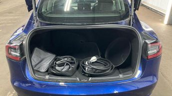 Tesla Model 3 (Dual Motor) Long Range Auto 4WDE 4dr