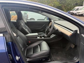 Tesla Model 3 (Dual Motor) Long Range Auto 4WDE 4dr
