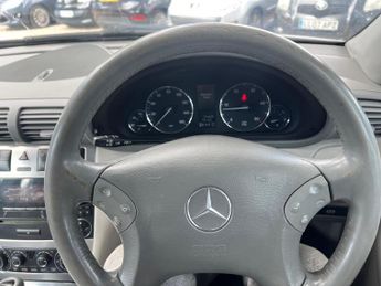 Mercedes-Benz C Class 2.1 C200 CDI Avantgarde SE 4dr