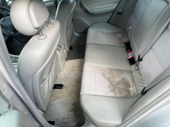 Mercedes-Benz C Class 2.1 C200 CDI Avantgarde SE 4dr