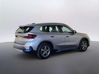 BMW iX1 30 66.5kWh xLine SUV 5dr Electric Auto xDrive (11kW Charger) (31