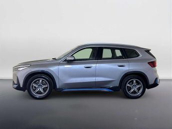 BMW iX1 30 66.5kWh xLine SUV 5dr Electric Auto xDrive (11kW Charger) (31