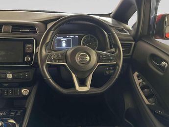 Nissan Leaf 40kWh Tekna Hatchback 5dr Electric Auto (150 ps)