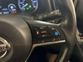 Nissan Leaf 40kWh Tekna Hatchback 5dr Electric Auto (150 ps)