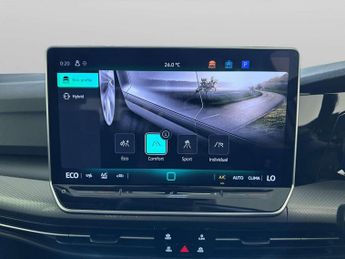Volkswagen Golf 1.5 TSI eHybrid 19.7kWh Style Hatchback 5dr Petrol Plug-in Hybri