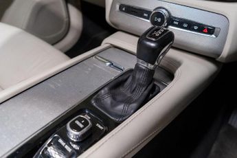 Volvo XC90 2.0 D5 PowerPulse Inscription Auto 4WD Euro 6 (s/s) 5dr