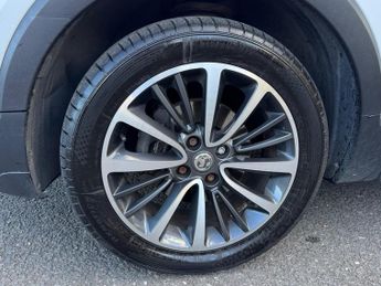 Vauxhall Crossland X 1.2 Turbo Elite Nav Auto Euro 6 (s/s) 5dr