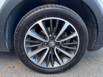 Vauxhall Crossland X 1.2 Turbo Elite Nav Auto Euro 6 (s/s) 5dr