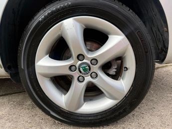 Skoda Fabia 1.6 16V 2 Tiptronic 5dr