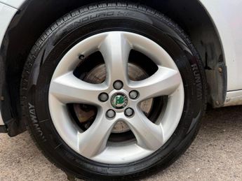 Skoda Fabia 1.6 16V 2 Tiptronic 5dr