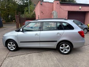 Skoda Fabia 1.6 16V 2 Tiptronic 5dr