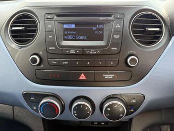 Hyundai i10 1.0 SE Euro 5 5dr