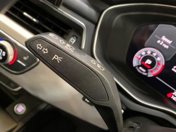 Audi A4 2.0 TFSI 35 Technik S Tronic Euro 6 (s/s) 4dr