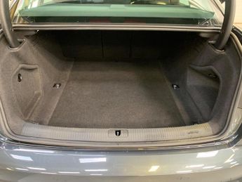 Audi A4 2.0 TFSI 35 Technik S Tronic Euro 6 (s/s) 4dr