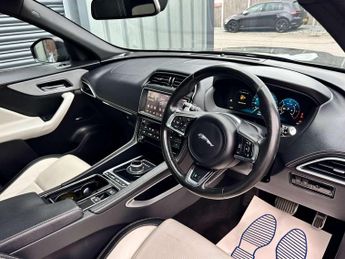 Jaguar F-PACE 2.0 F-PACE R-Sport D Auto 5dr