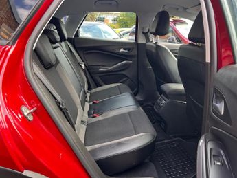 Vauxhall Grandland X 1.2 Turbo Sport Nav Auto Euro 6 (s/s) 5dr