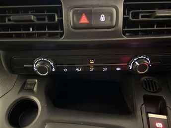 Peugeot e-Partner 800 50kWh Professional Premium + Standard Panel Van 5dr Electric