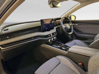 Skoda Superb 1.5 TSI e-TEC MHEV SE Technology Estate 5dr Petrol Hybrid DSG Eu