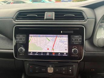 Nissan Leaf 40kWh N-Connecta Auto 5dr