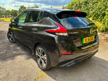 Nissan Leaf 40kWh N-Connecta Auto 5dr