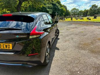 Nissan Leaf 40kWh N-Connecta Auto 5dr