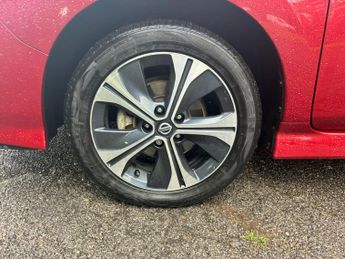 Nissan Leaf 62kWh e+ Tekna Auto 5dr