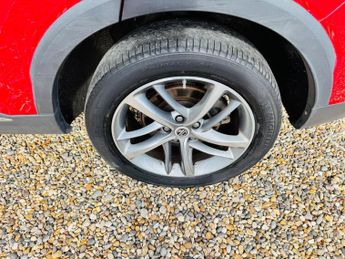 MG MG HS 1.5 T-GDI Exclusive DCT Euro 6 (s/s) 5dr