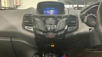 Ford Fiesta 1.25 Zetec Euro 6 5dr