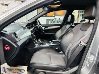 Mercedes-Benz C Class 1.8 C250 BlueEfficiency Sport G-Tronic+ Euro 5 (s/s) 4dr