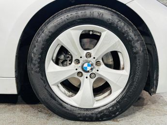 BMW 3 Series 2.0 320d ED EfficientDynamics Auto Euro 5 (s/s) 4dr