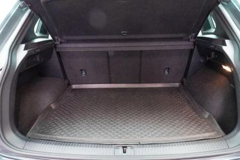 Volkswagen Tiguan 2.0 BiTDI R-Line DSG 4Motion Euro 6 (s/s) 5dr