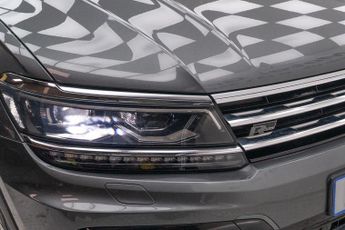 Volkswagen Tiguan 2.0 BiTDI R-Line DSG 4Motion Euro 6 (s/s) 5dr