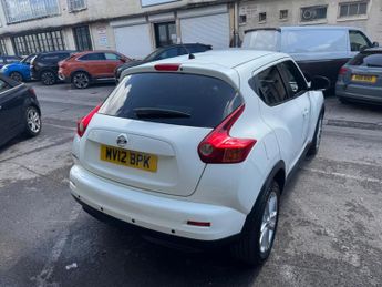 Nissan Juke 1.6 Acenta Premium CVT Euro 5 5dr