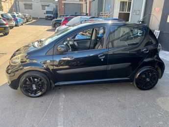 Toyota AYGO 1.0 VVT-i Black MultiMode Euro 4 5dr (AC)