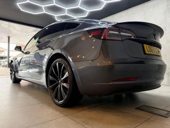 Tesla Model 3 (Dual Motor) Performance Auto 4WDE 4dr (Performance Upgrade)