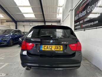 BMW 3 Series 2.0 318d Exclusive Edition Touring Steptronic Euro 5 5dr