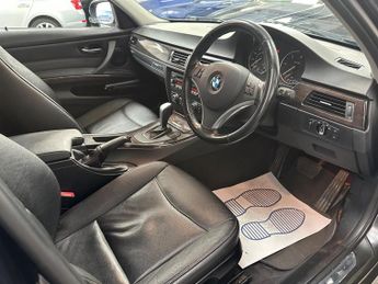 BMW 3 Series 2.0 318d Exclusive Edition Touring Steptronic Euro 5 5dr