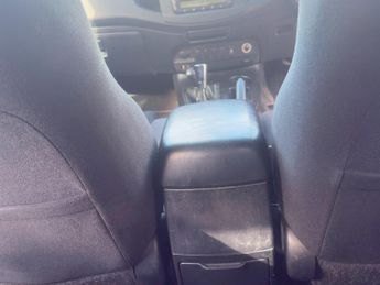 Toyota Hilux 3.0 D-4D Invincible Auto 4WD Euro 5 4dr