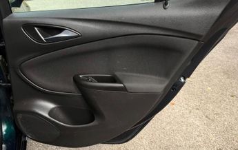 Vauxhall Astra 1.4i Turbo SRi Nav Auto Euro 6 (s/s) 5dr