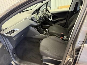 Peugeot 208 1.2 PureTech Tech Edition Euro 6 (s/s) 5dr