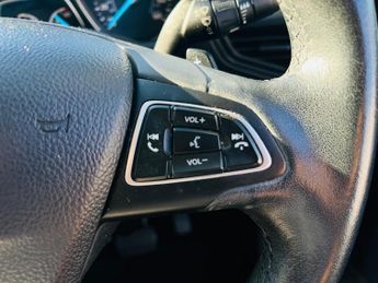 Ford Kuga 1.5 TDCi Zetec Powershift Euro 6 (s/s) 5dr