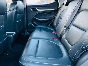 MG MG ZS 1.0 T-GDI Exclusive Auto Euro 6 5dr
