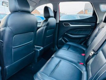 MG MG ZS 1.0 T-GDI Exclusive Auto Euro 6 5dr