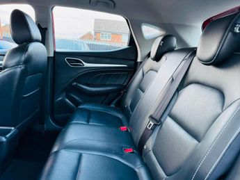 MG MG ZS 1.0 T-GDI Exclusive Auto Euro 6 5dr