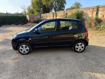 Kia Picanto 1.1 Strike 5dr