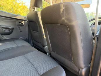 Kia Picanto 1.1 Strike 5dr