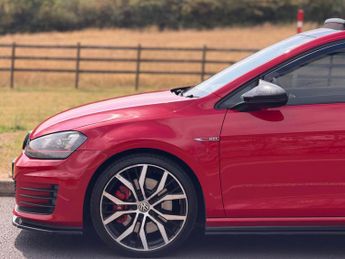 Volkswagen Golf 2.0 TSI BlueMotion Tech GTI Performance Hatchback 3dr Petrol DSG