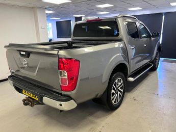 Nissan Navara 2.3 dCi Tekna Auto 4WD Euro 6 4dr