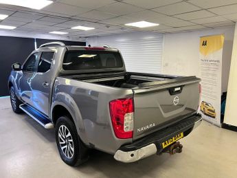 Nissan Navara 2.3 dCi Tekna Auto 4WD Euro 6 4dr